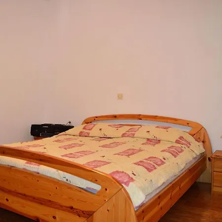 Konukevi Ivica
