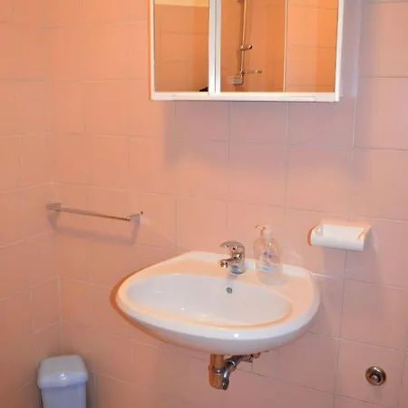 Konukevi Ivica 3*